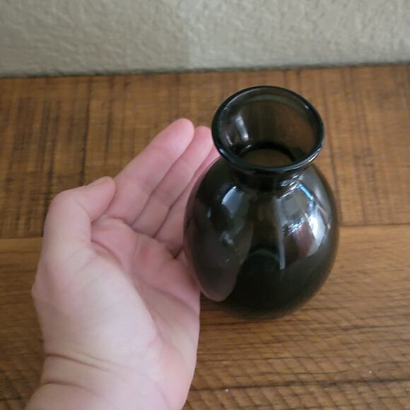 Small Vintage Hand-Blown Smoky Art Glass Vase, Mid-Century Modern Style Decor - Picture 8 of 10